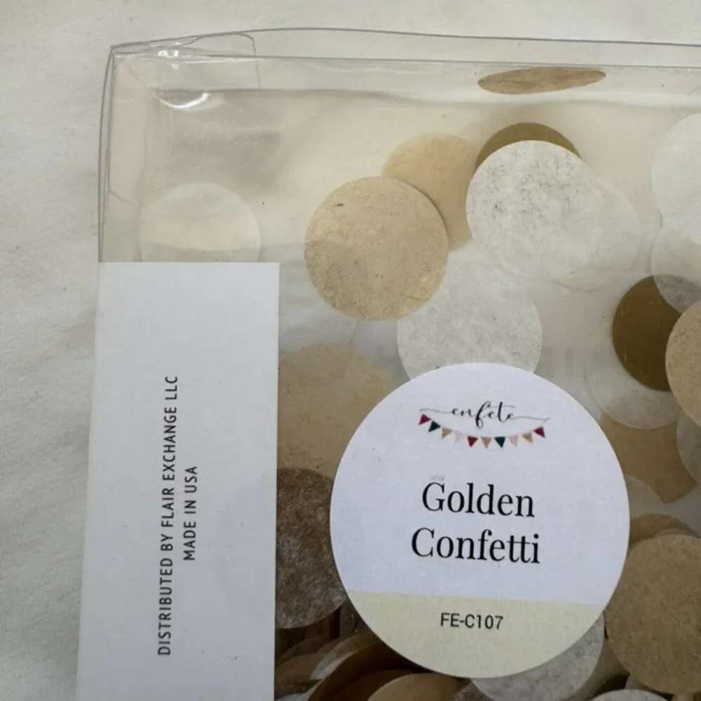 NWT The Flair Exchange Round Gold Confetti 3/4 in. 400 Pieces Gold + Tan + White